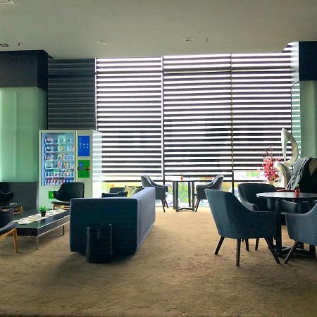 Pariss Hotel Johor Bahru Buitenkant foto