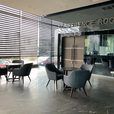Pariss Hotel Johor Bahru Buitenkant foto