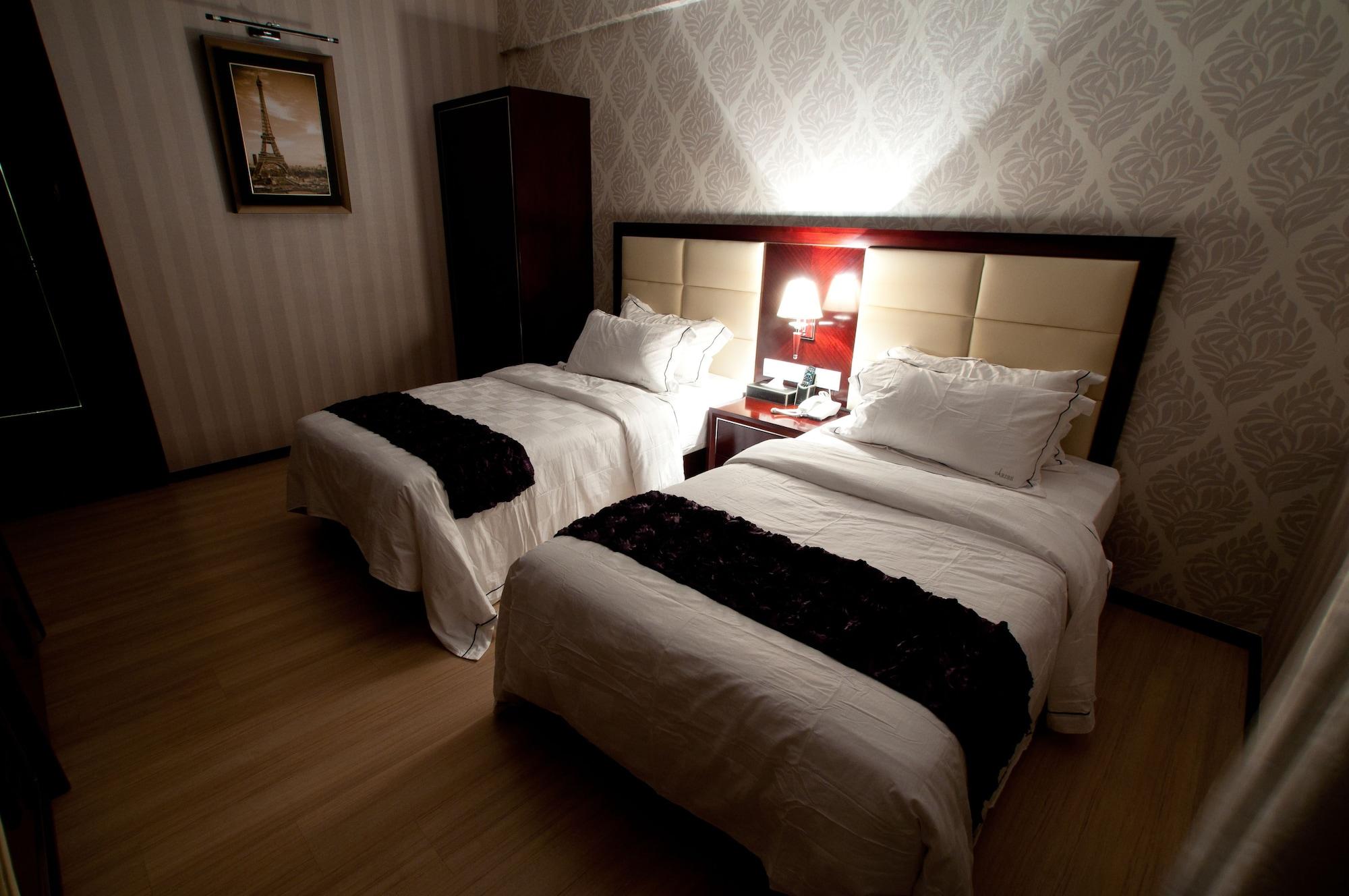 Pariss Hotel Johor Bahru Buitenkant foto