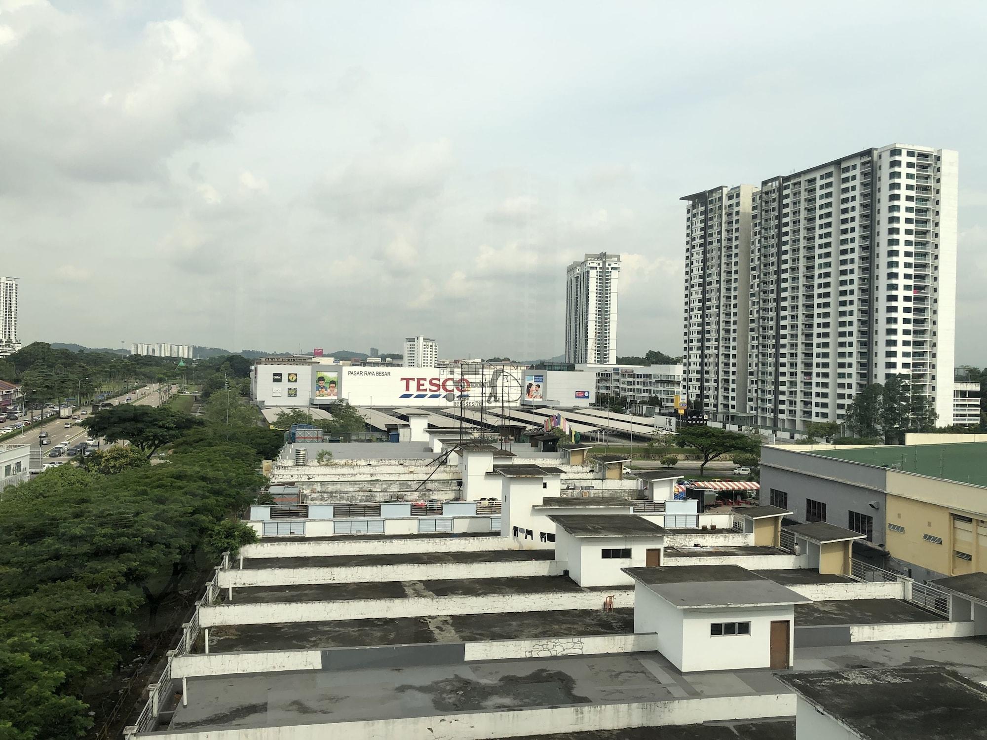 Pariss Hotel Johor Bahru Buitenkant foto